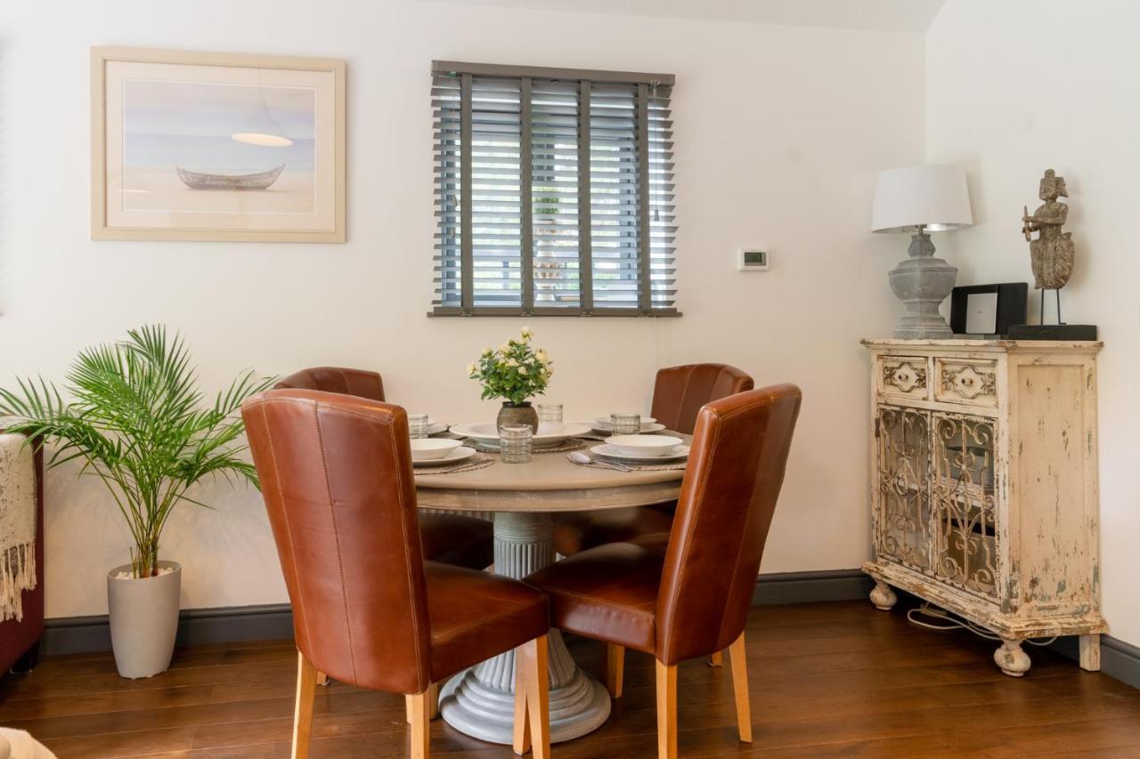 Buff Lodge Tackley Dış mekan fotoğraf